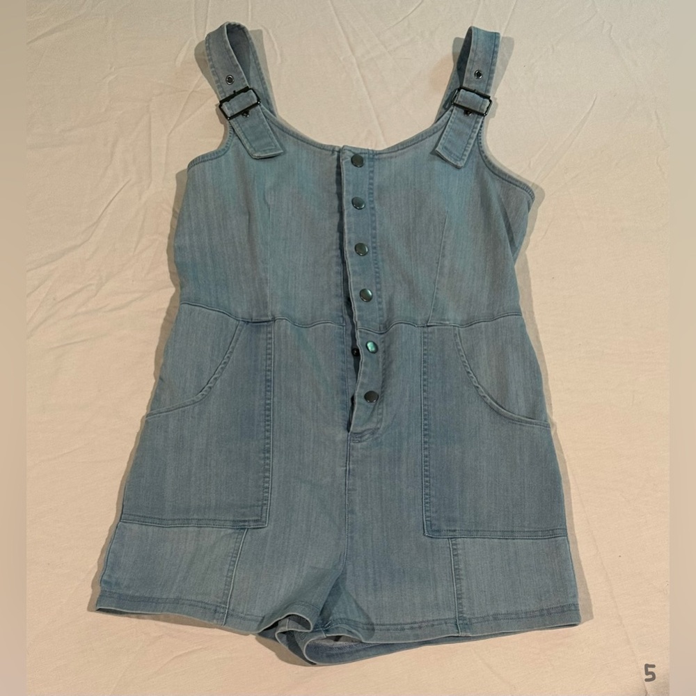 Denim light blue button-up romper | Blāshe | Large